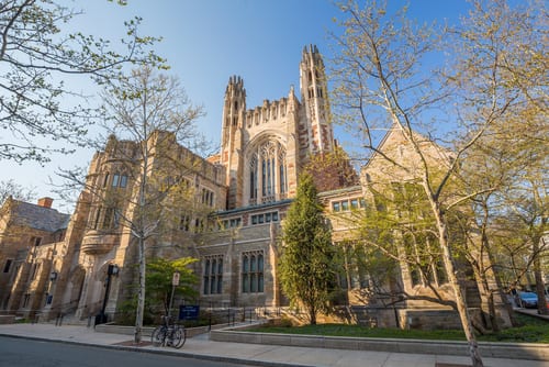 Universidad de Yale