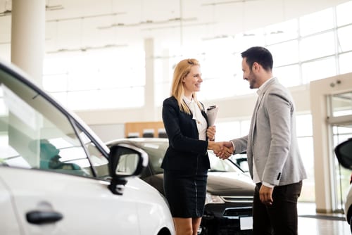 Anglais pour travailler dans une location de voiture