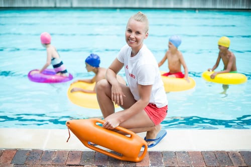 L’inglese per lavorare come bagnino in piscina